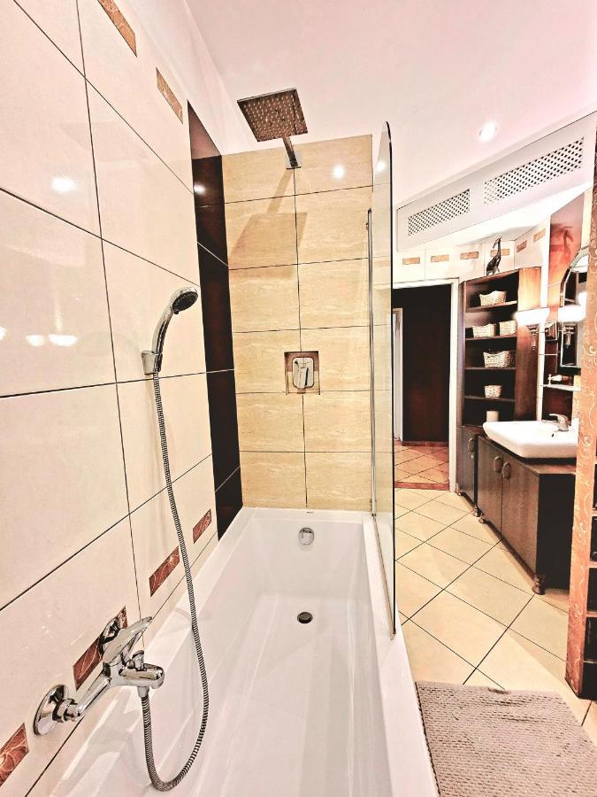 Pablo 75m2 W Centrum Tarnowskich Gor Apartment